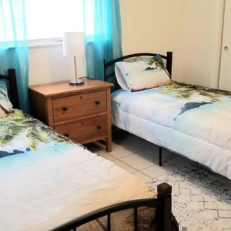 Whole House+Renovated+Pool+Lanai+Bbq+Close To All West Palm Beach Exterior photo